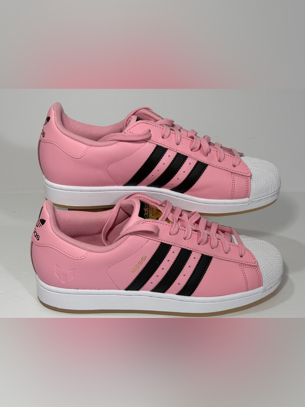 Lionel Messi x adidas Sneaker Superstar Inter Miami CF Mens 11 Womens 12 Soccer
